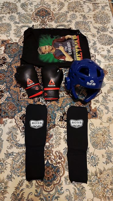 Карате комплект сотилади