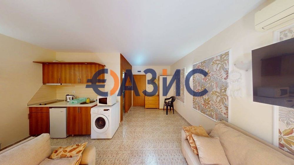 Продава се Едностаен апартамент в к.к. Слънчев бряг - 34 кв.м за 1035 €/кв.м - Снимка #2