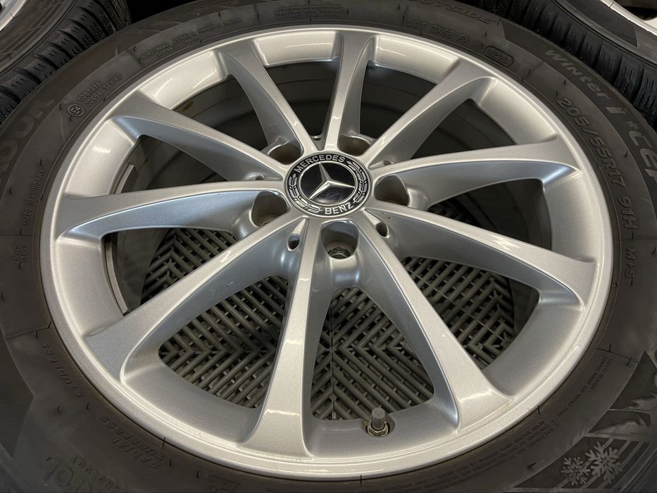 Jante Roți 17 Mercedes A B CLA Class W118 W177 W247 Anvelope 205 55 17 M+S allseason iarna