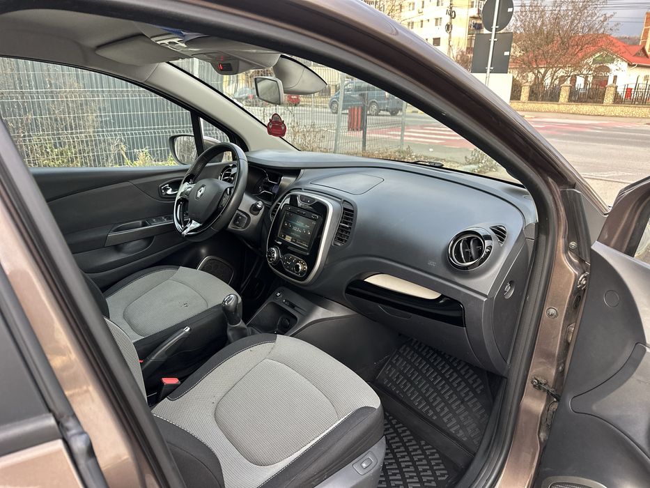 Renault Captur 0.9 Tce recent adus!