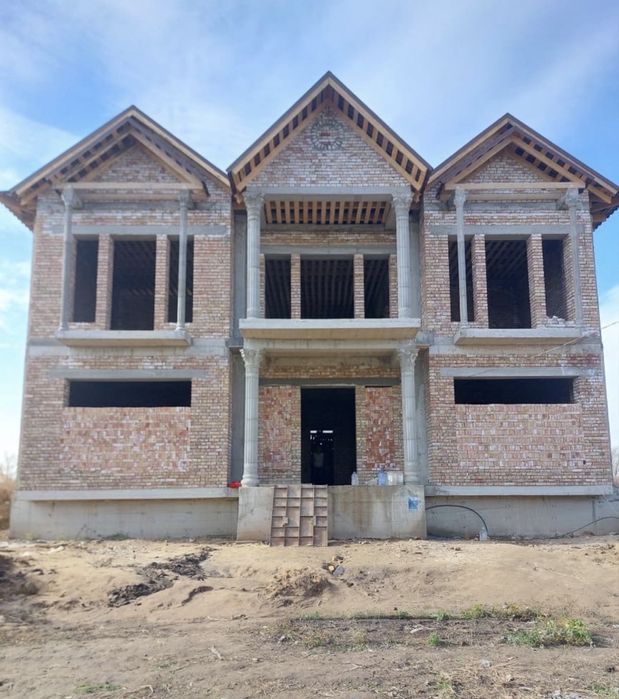 Бригада опытных строителей