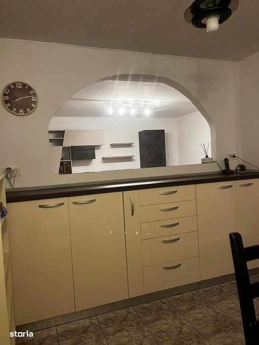 Metrou Păcii, apartament 4 camere , decomandat utilat și mobilat