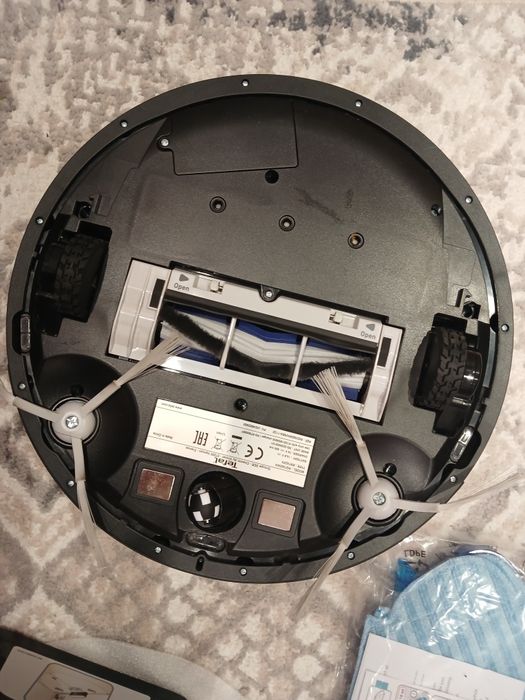 Продам робот пылесос Tefal