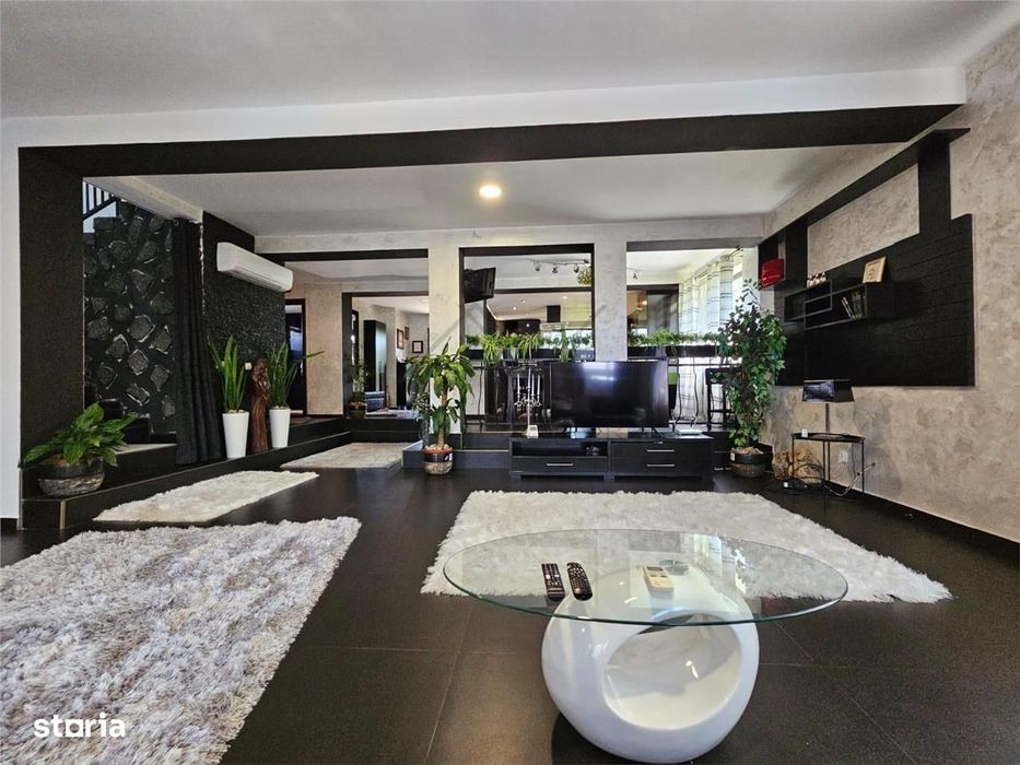 Vanzare Vila Individuala | Toate Utilitatile| Drum Asfaltat | Piscina