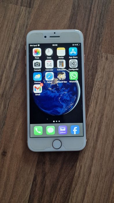 Vand Iphone 8 Culoare roz