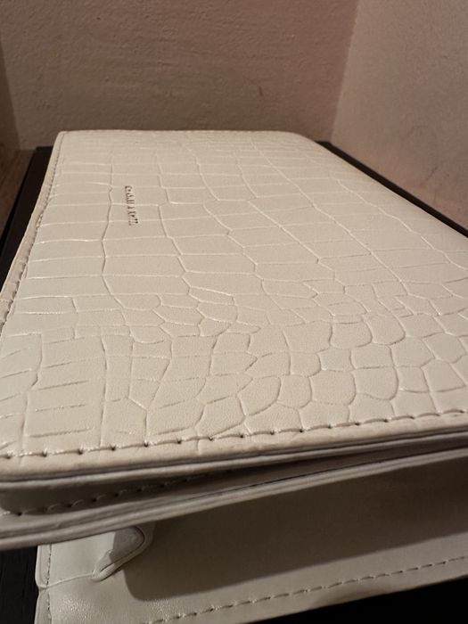 Дамска кожена чанта