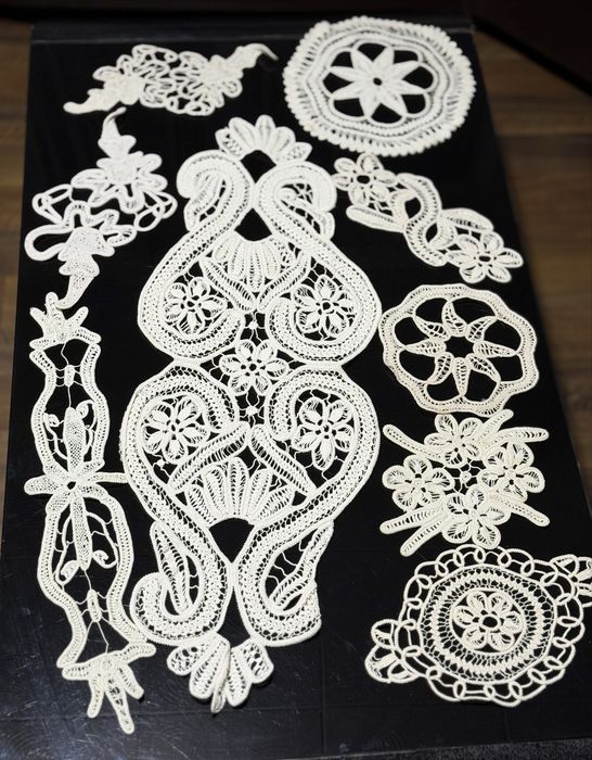 Vând mileuri macrame crosetate manual