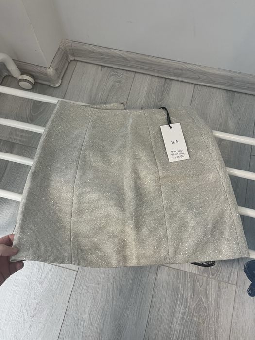 Чисто нови поли .