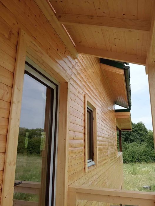 Case cu dormitor sufragerie și baie transport și montaj la client acas