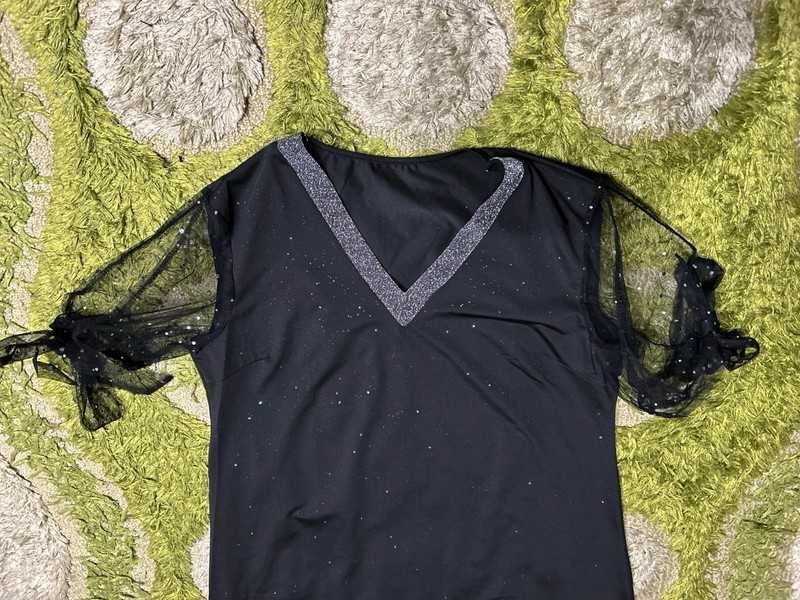 Rochiță simplă ,dar atât de elegantă   L