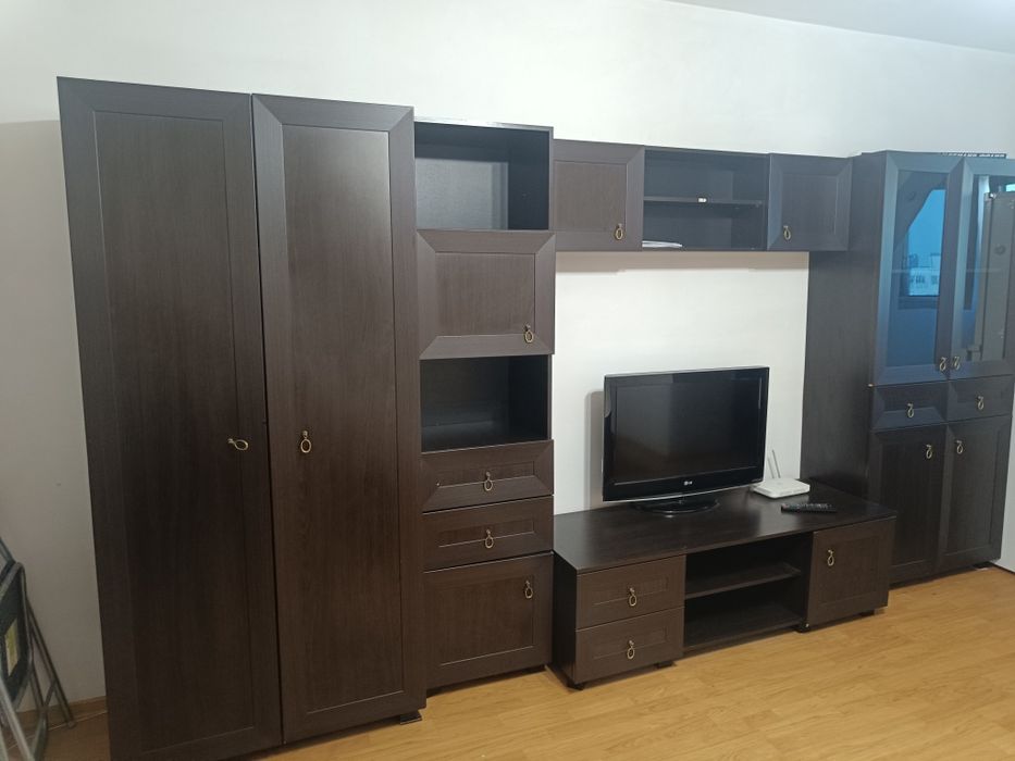 Închiriez garsonieră