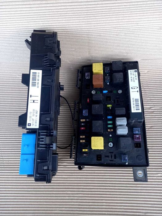 Opel Astra H Zafira B, set panouri relee sigurante, motor 1,4 1,9 2,2