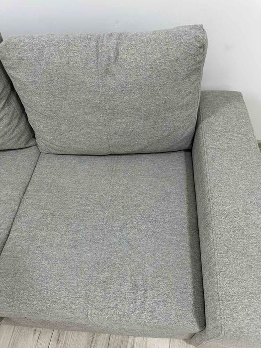 Италиански диван, почти неупотребяван