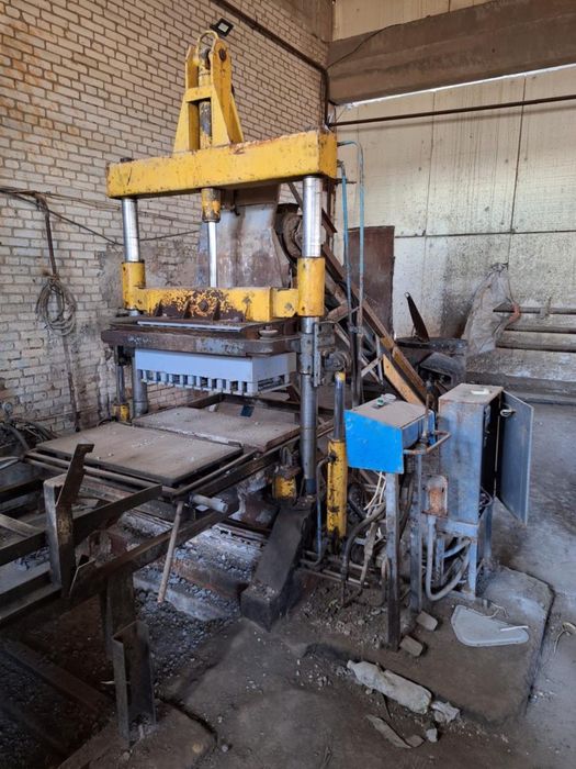 Производственный цех с территорией