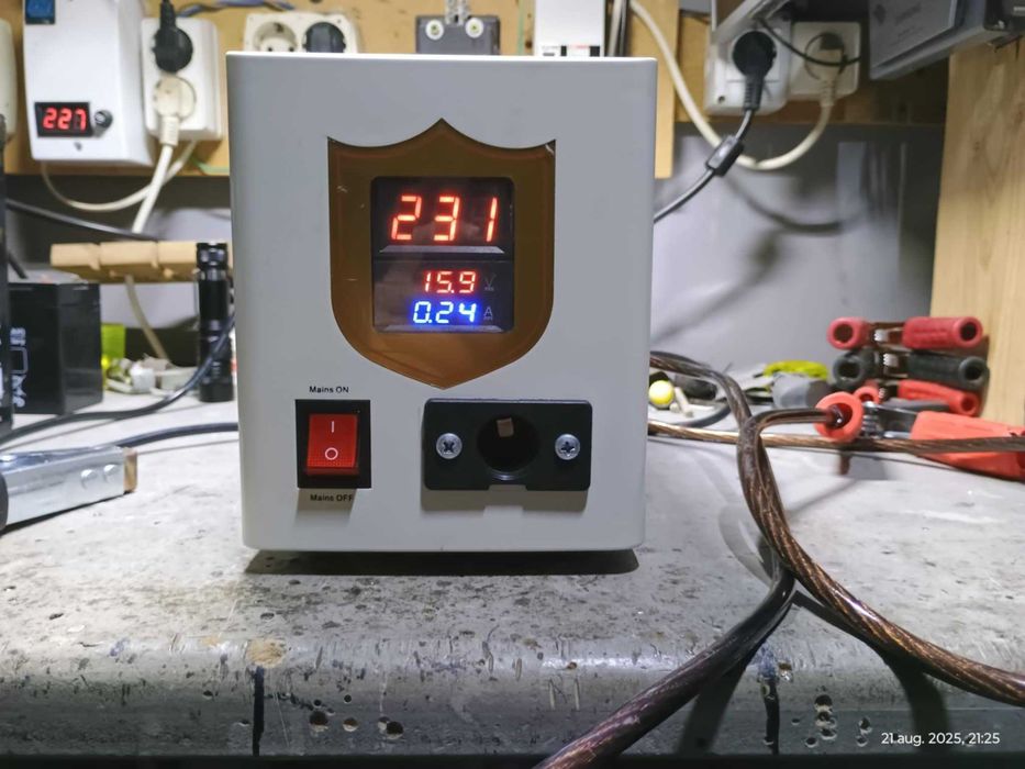 Sursa/ Incarcator / Redresor baterie auto 12 V - 17 A