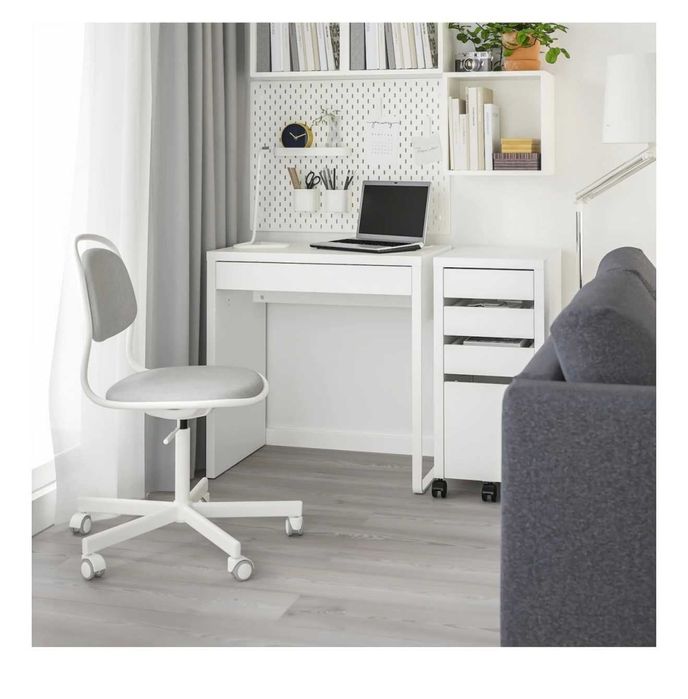 Стол IKEA письменный, 73х50х775 см