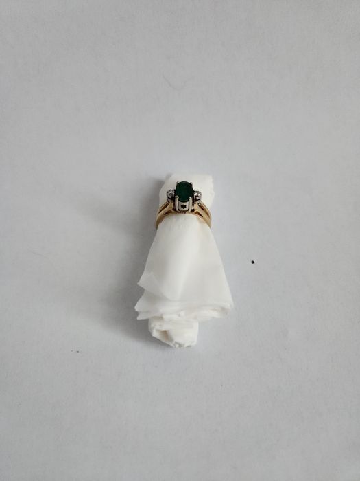 Inel dublu de aur cu sultanit, smarald si diamante