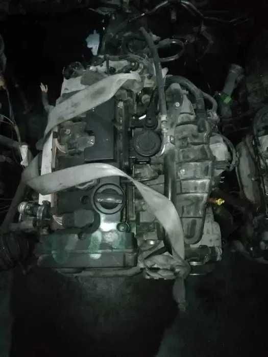 Двигатель BYK Audi A6 (4F2) 2.0 бек