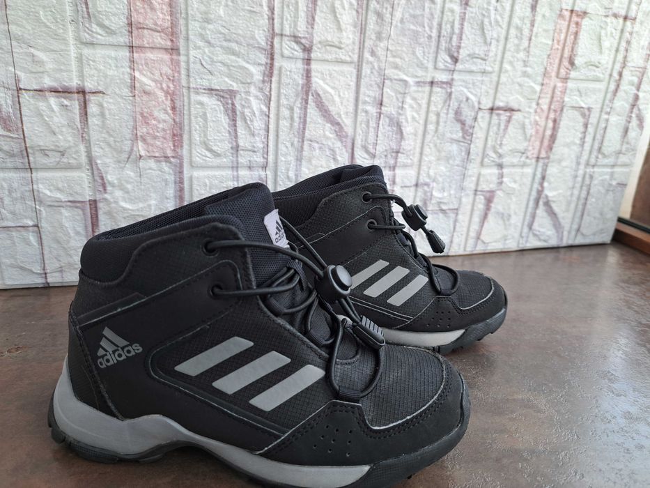 детски ботуши,зимни обувки,боти,апрески,Adidas номер31 за момче,адид