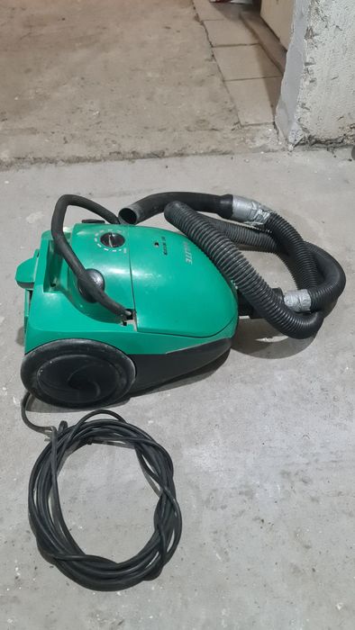 Прахосмукачка elite