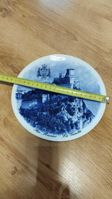 Красива чиния от Сан Марино.