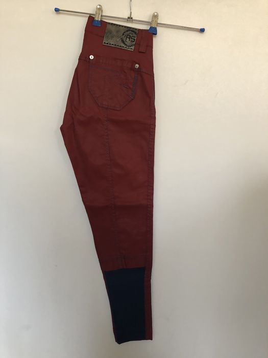 Ana Sousa Pantaloni rosii