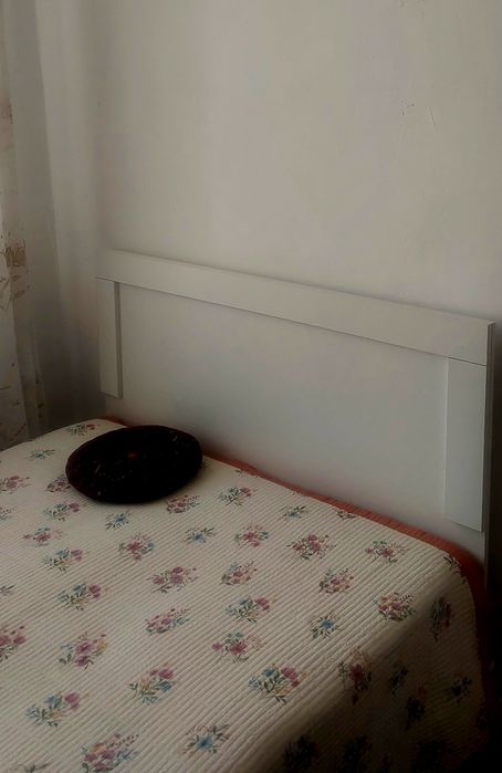 Продам кровать, Внутри есть ящик для белья