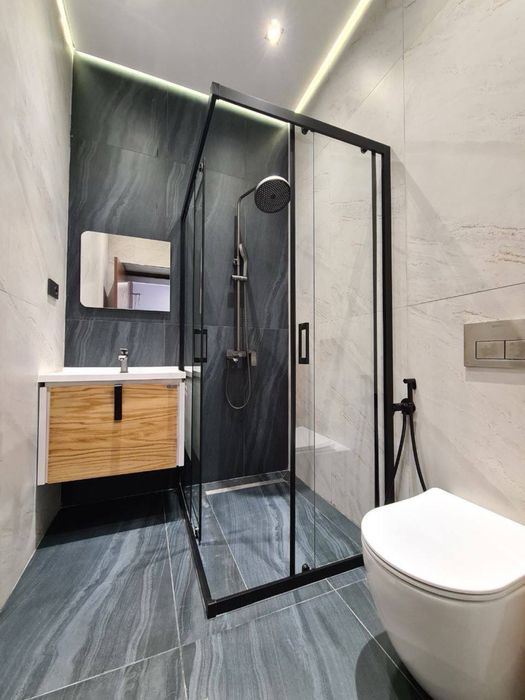 Дом центр Луначарского 360 м2