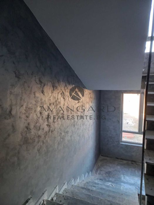 Продава се Двустаен апартамент в Пловдив, Кючук Париж - 76 кв.м за 1172 €/кв.м - Снимка #7