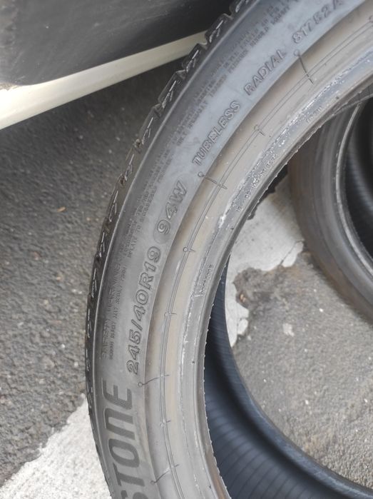 245/40/19 Bridgestone