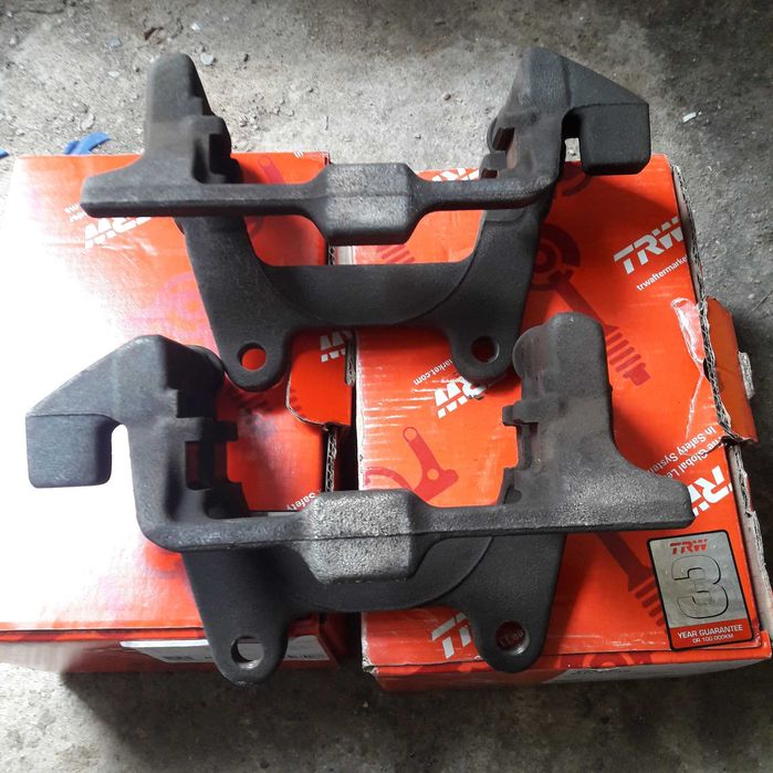 Etrieri frane spate AUDI A6-5 lei transportul