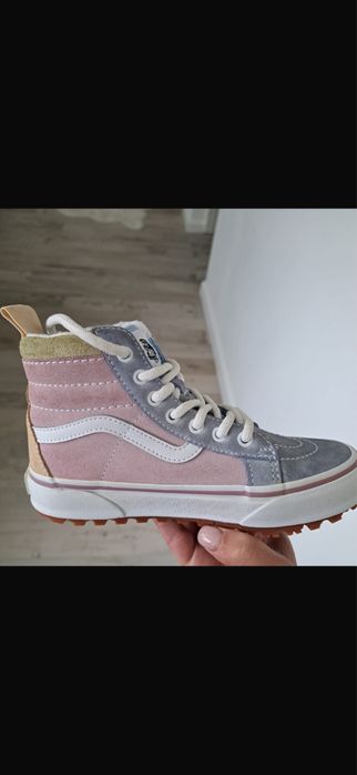 Model deosebit VANS bicolor