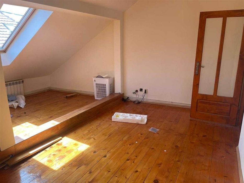 Casa Particulara Central Cărămidă P+M Garaj Beci Instalație apa solară