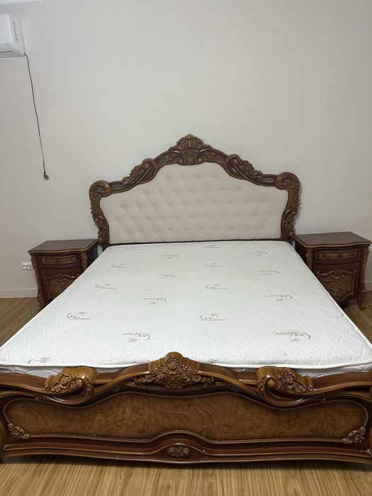 Спальный кровать