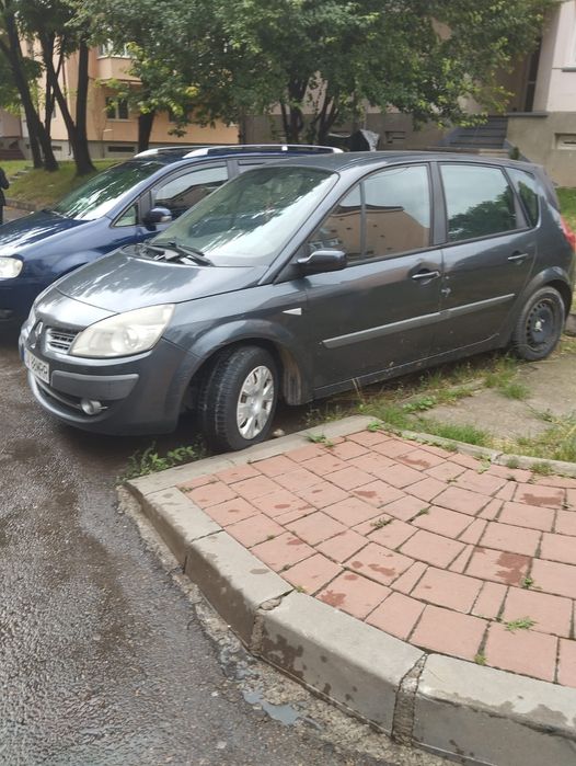 Vind Renault Scenic