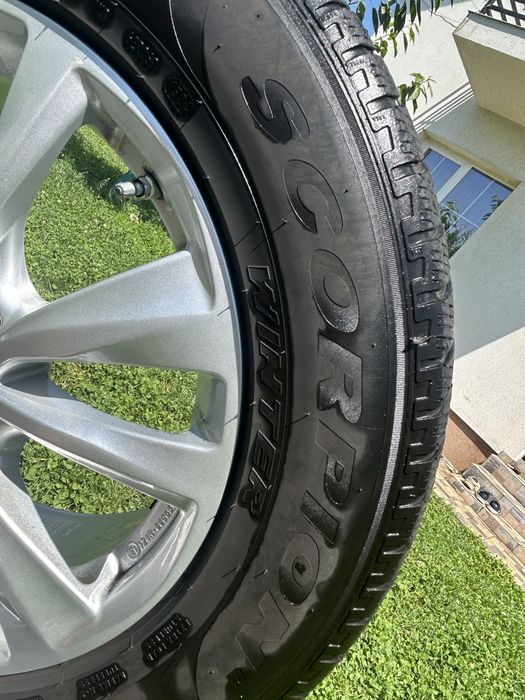 4 Roti (jante Oxxo +cauciucuri) Renault, Dacia, Nissan, Mitsubichi, Suzuki 5x114,3  Pirelli Scorpion 225/65 R17 iarna