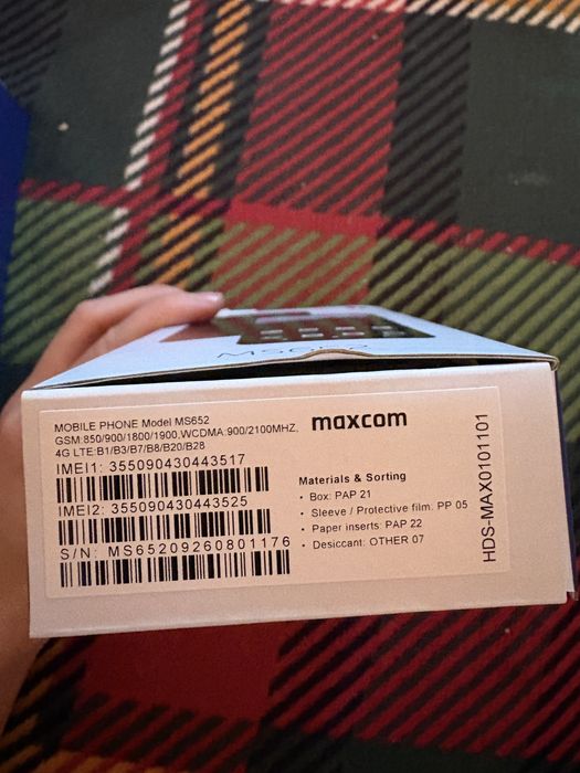 Telefon maxcom nou