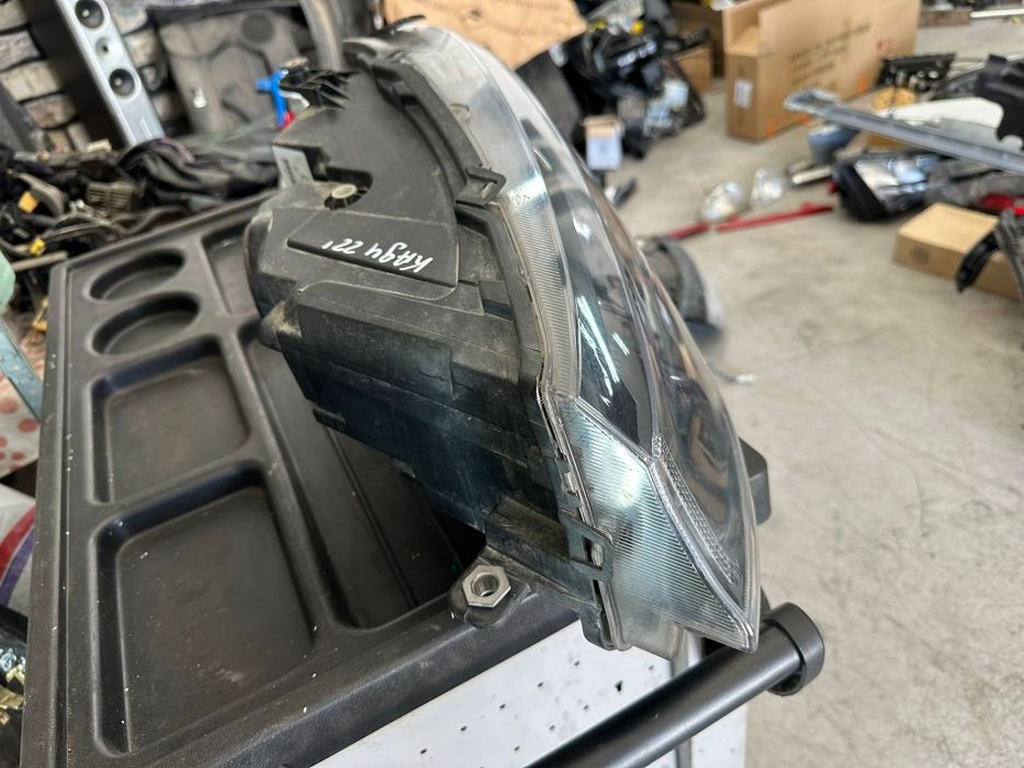 Ляв фар за Vw кади 2022г