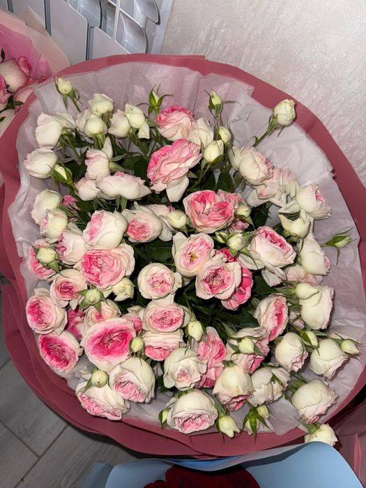 Цветы пришли вчера