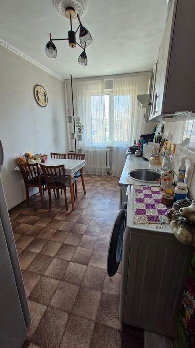 Продам 2комн квартиру.