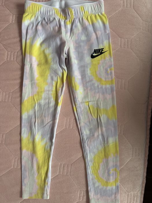 Tricouri(5 buc)+ colanti Nike