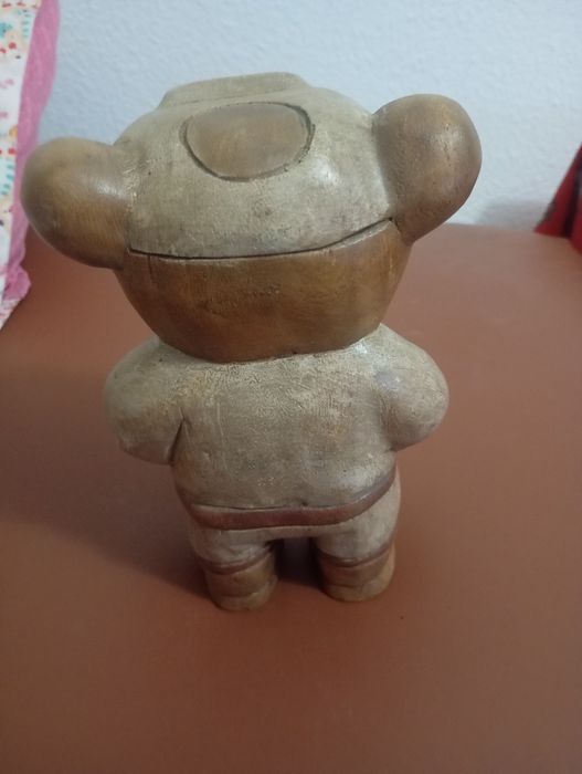 De vânzare,urs mare din lemn masiv,prov.UK.dim:Î=25cm×l=15cm