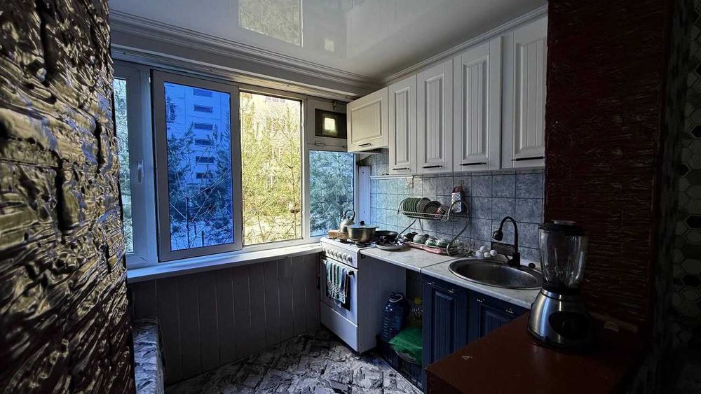 Фрунзиский  KIUF 1 қаватда 3 хонали квартира сотилади. ID: 1878