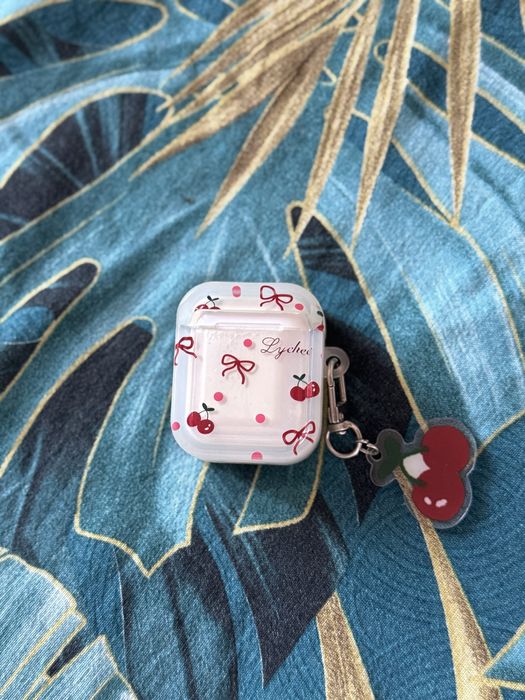 Airpods продаю срочно торг есть