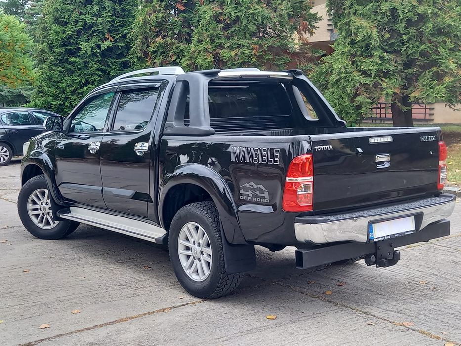 TOYOTA  HILUX AN  12/2015  2,5 D-4D145 cp euro 5