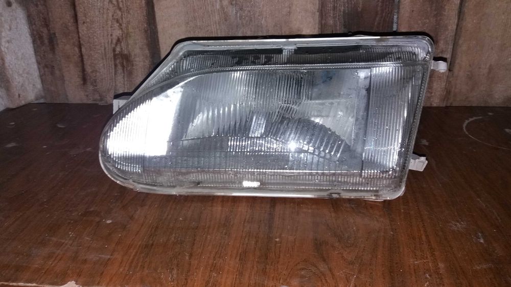 Продам фару на ваз 2114