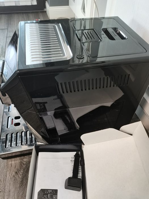 DeLonghi  Eletta