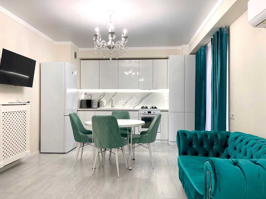 Дава се под наем Двустаен апартамент в София, Младост 4 - 64 кв.м за 425 € - Снимка #2