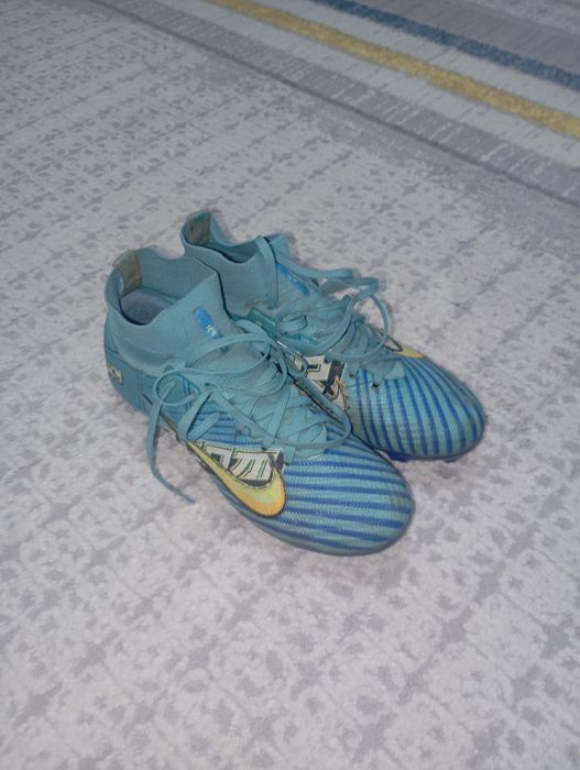 Бутсы айр зум продам