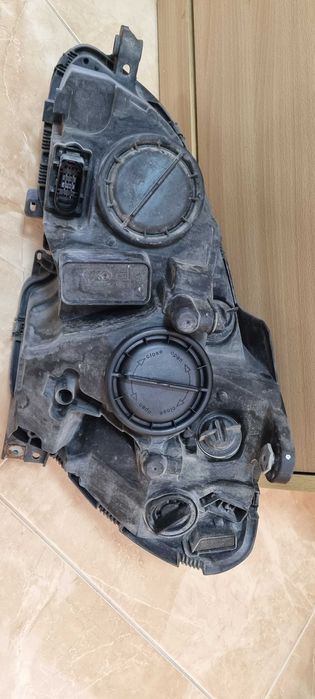 Оригинални фарове за Mercedes C-Class W204 (2007-2011) - Комплект